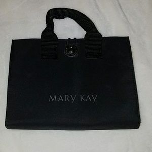 Mary Kay brush travel pack